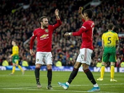 Mata sirve dos asistencias en la victoria del Manchester United