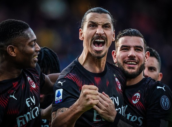 Zlatan anota el primer gol de su regreso al Milan