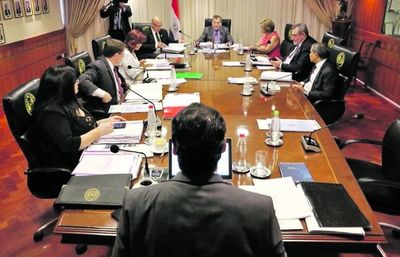Corte y JEM investigan rosca fiscal y judicial que protege a Adaro Monzón - Judiciales y Policiales - ABC Color