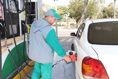Inminente suba de carburantes por tensión entre EEUU e Irán