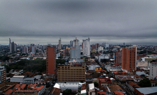 Se anuncia domingo caluroso y con lluvias | .::Agencia IP::.