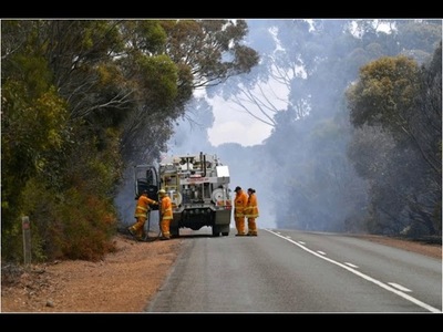 BOMBERO MUERE LUCHANDO CONTRA LOS INCENDIOS EN AUSTRALIA
