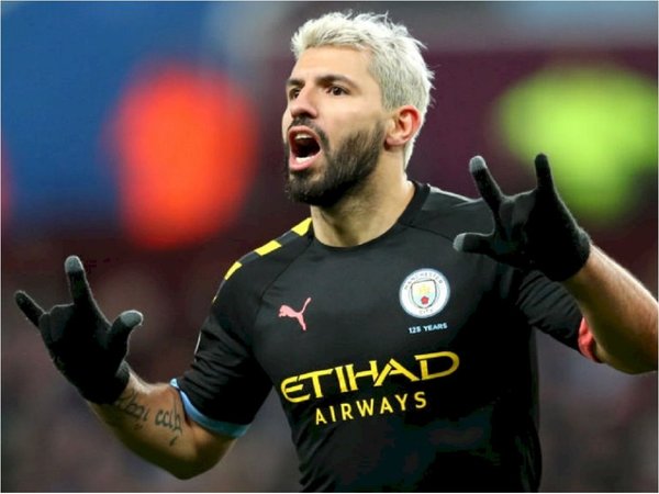 Manchester City recupera el segundo lugar en día histórico para Agüero