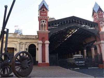 Arte y cultura se combinan en el microcentro capitalino