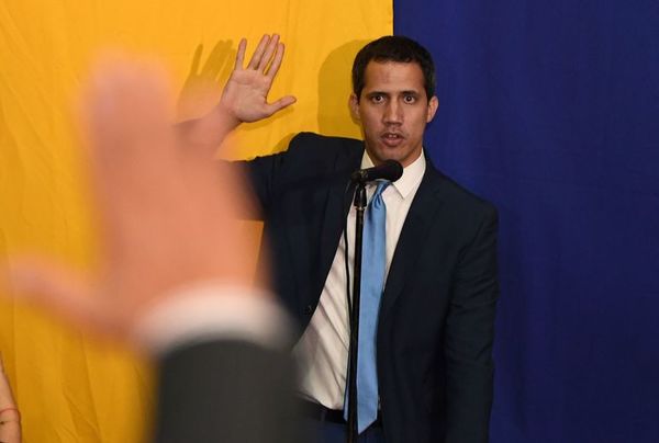 Guaidó anuncia gestiones para “reestructuración”  de Telesur  - Mundo - ABC Color