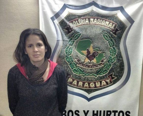 HOY / Mujer compró con billete falso: siempre la detienen por lo mismo y más de uno la reconoce
