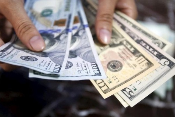 Restricciones obligan a tener cuidado con los billetes de dólar