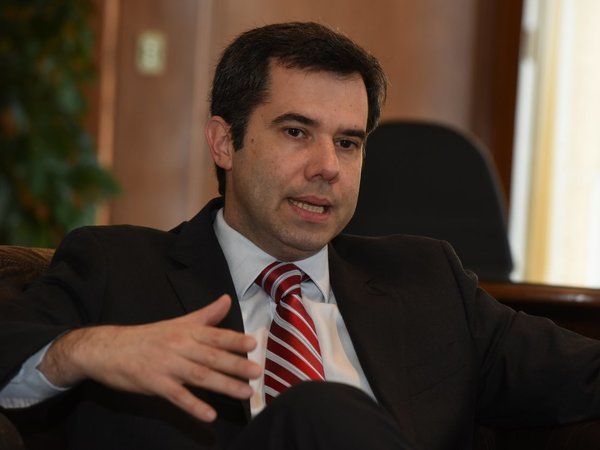 BCP aclara que no puede intervenir en las restricciones del dólar