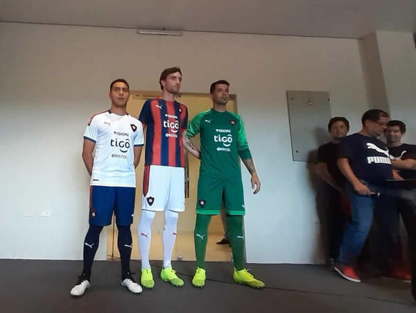 Cerro Porteño presentó “la nueva piel del pueblo”