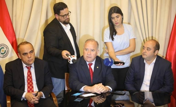 HOY / Financiamiento político: ANR pedirá informes a entes financieros para sentar postura