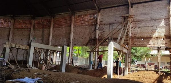 Mal les pese a algunos, avanzan a ritmo sostenido obras en el estadio municipal