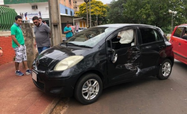 Cuádruple choque deja una joven herida