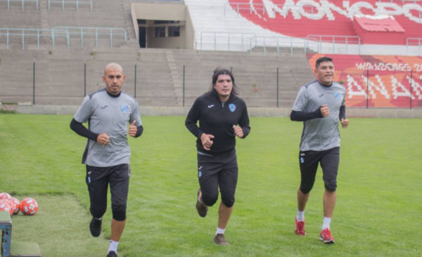 HOY / En Bolivia no darán inicio al torneo sin dar solución a crisis