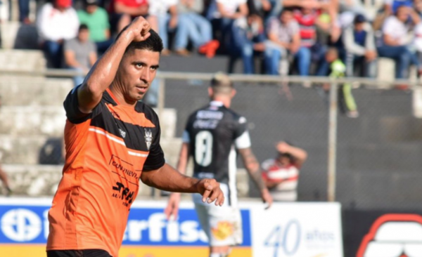 HOY / Jugador aviador seguirá jugando en Millonarios