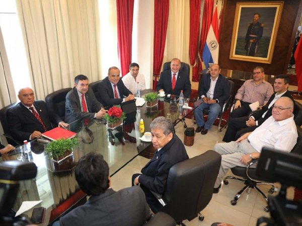 ANR dice que ley de financiamiento es inaplicable y podrían postergarla