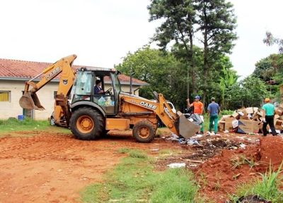 En Caacupé ciudadanía tira basura sin pudor - Locales - ABC Color