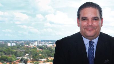 López Arce puso a disposición su cargo