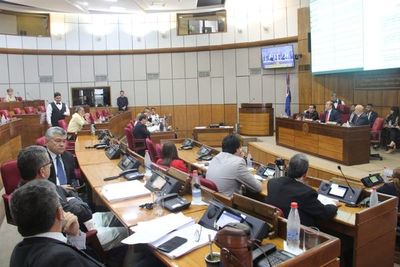 Congreso insta al Ejecutivo a declarar emergencia sanitaria nacional