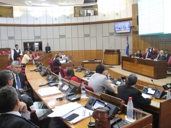 Comisión Permanente insta a declarar emergencia por dengue