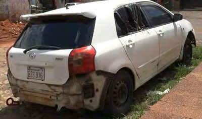 Hallan vehículo que habría sido quemado por joven antes de ser asesinado | Noticias Paraguay