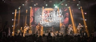 HOY / La banda "Nestor Ló y Los Caminantes" conquista su primer premio del 2020
