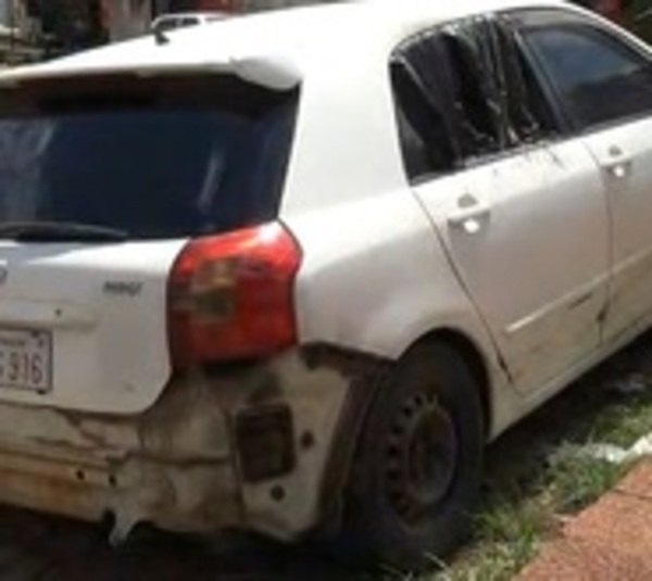 Crimen en Ñemby: Hallan vehículo incendiado - Paraguay.com