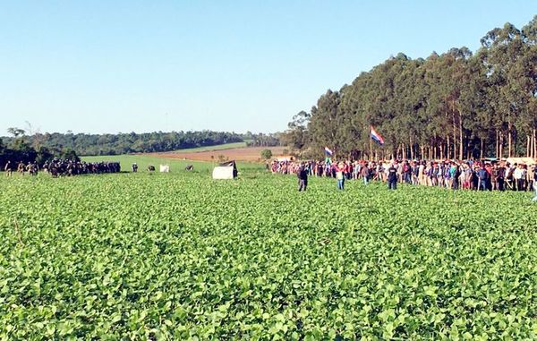 Indert reafirma que tierras ocupadas por campesinos en Caaguazú son privadas  - Nacionales - ABC Color