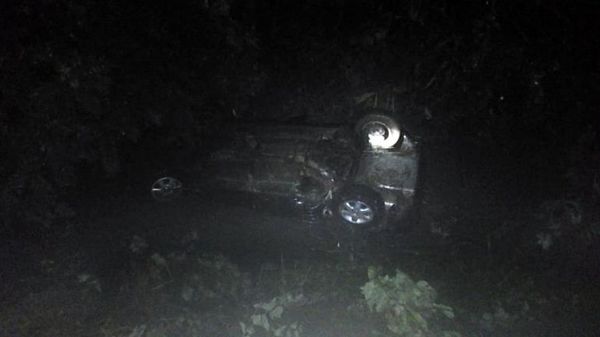 Joven murió ahogado tras vuelco de vehículo en Acahay - Nacionales - ABC Color