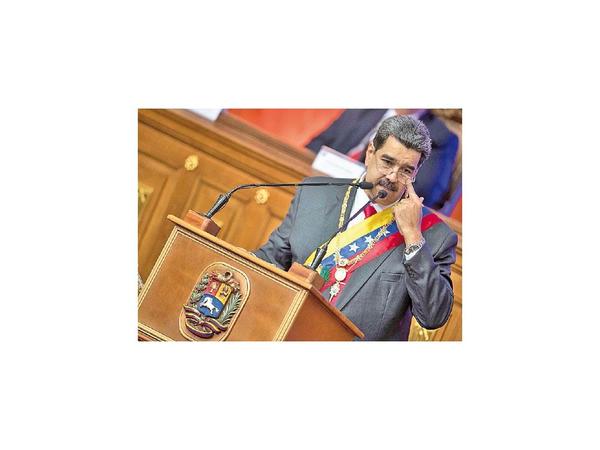 Maduro obliga a aerolíneas a pagar petróleo con criptomoneda