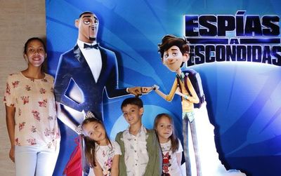 Avant première de Espías a Escondidas