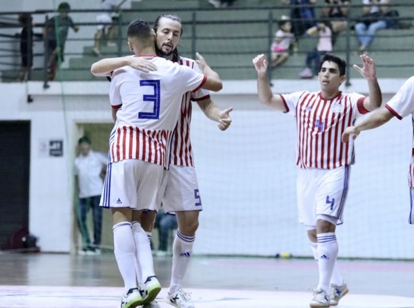 Selección Paraguaya de Futsal derrotó 6 a 1 a Uruguay | .::Agencia IP::.