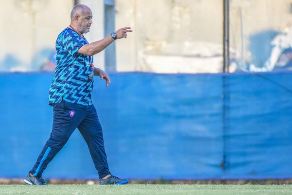 Chiqui Arce: “Que la gente llene la cancha, lo demás ya depende de nosotros”