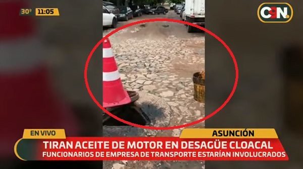 Empresa niega intención de verter aceite a desagüe