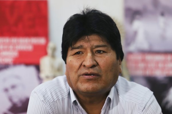 Si vuelve a Bolivia, Evo Morales piensa formar "milicias armadas del pueblo" como en Venezuela
