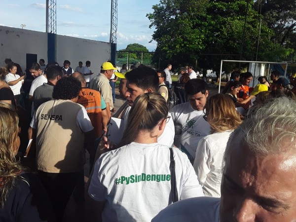 Campaña 'Salva Vidas, Sin Criaderos' se realizó en Lambaré con apoyo de la EBY