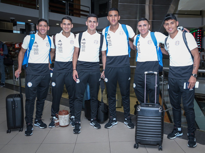 La Albirroja viaja soñando en Olimpiadas
