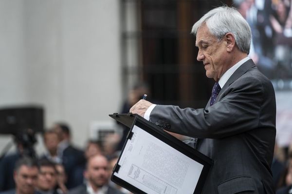 Piñera anuncia reforma de pensiones luego de tres meses de estallido social - Mundo - ABC Color