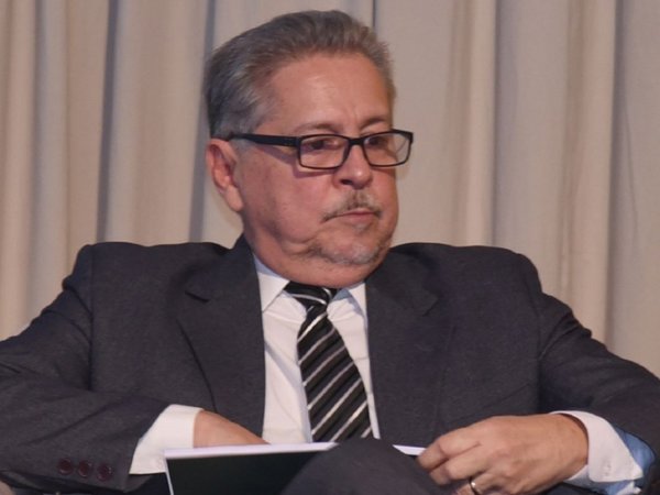 Itaipú: FG rechaza designación "entreguista" de Mario Abdo