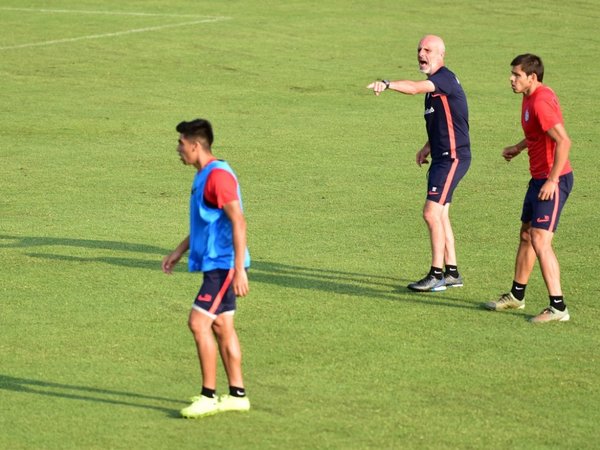 Los Romero abandonan molestos la práctica de San Lorenzo