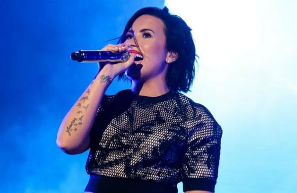 Demi Lovato regresa a los grandes escenarios: cantará el himno nacional en el Super Bowl - SNT