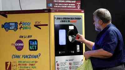 Roma: Puedes pagar con botellas de plástico para viajar en metro