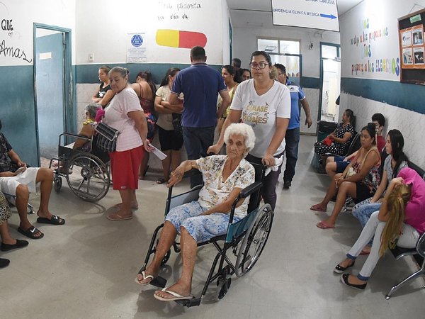 Retornan refuerzos médicos para enfrentar epidemia que cobra vidas