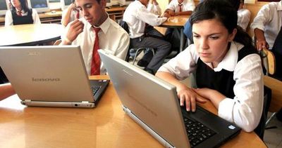 Incorporar TIC a educación es prioritario, según la ley - Economía - ABC Color