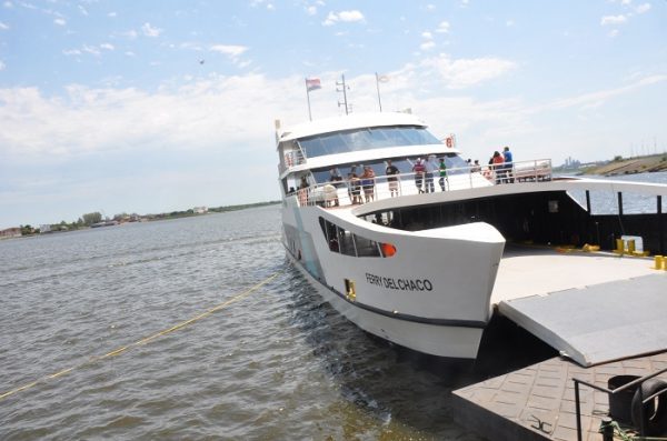 El Ferry del Chaco retoma sus viajes sobre el río Paraguay