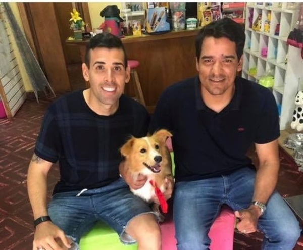 Edgar Camarasa rescató al perro que fue arrastrado por un motociclista