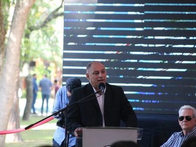 Intendente de Pilar resalta la histórica construcción de la defensa costera