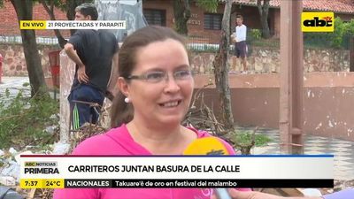 Carriteros juntan basura de la calle - ABC Noticias - ABC Color