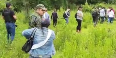 Familiares de Edelio cumplieron su anuncio y buscan a su hijo en el monte | Noticias Paraguay