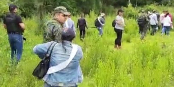 Familiares de Edelio cumplieron su anuncio y buscan a su hijo en el monte | Noticias Paraguay