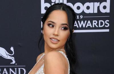 La foto de Becky G al natural que la rompe en Instagram - SNT